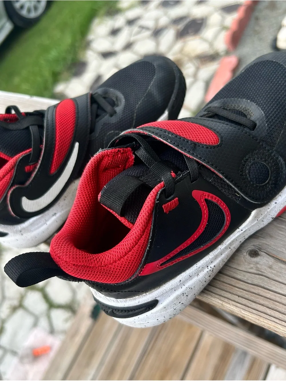 Nike Kids Black and Red Hook-and-Loop Sneakers